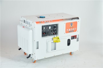 小型電源12KW靜音柴油發電機